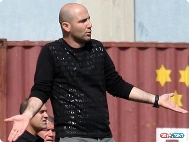 מושלם בפסגה, מאמן שעריים ארז בנודיס